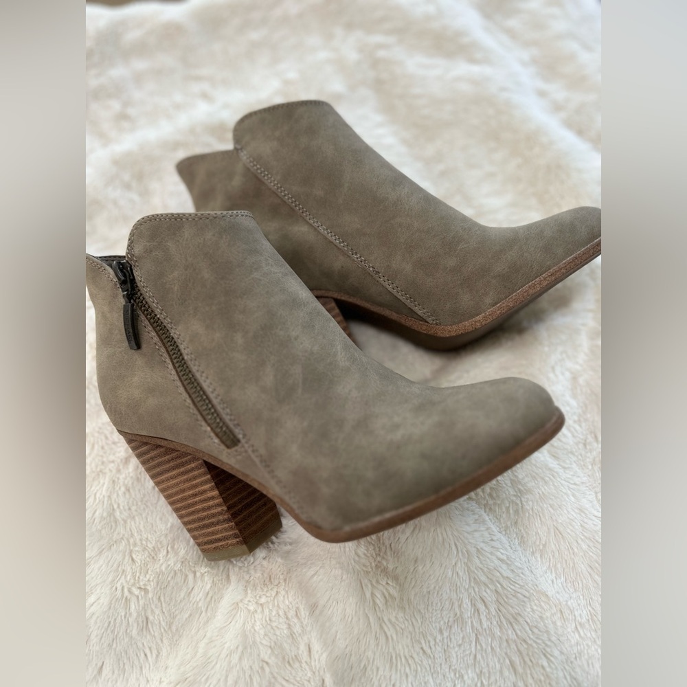 Michael Shannon Taupe Ankle Booties